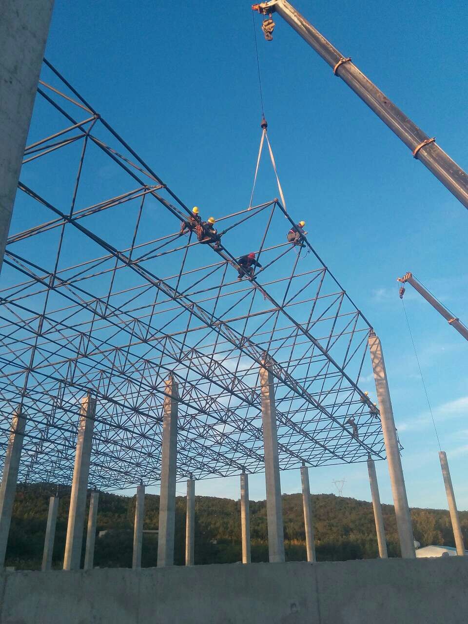 建瓯物流园网架